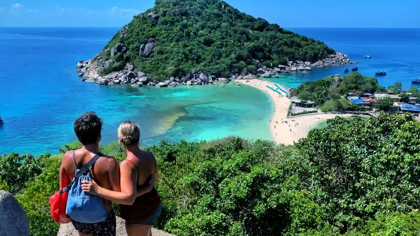 Bezoek aan Koh Tao, een van de beste alternatieven voor een 2-weekse Thailand-rondreis met kinderen in juli of augustus