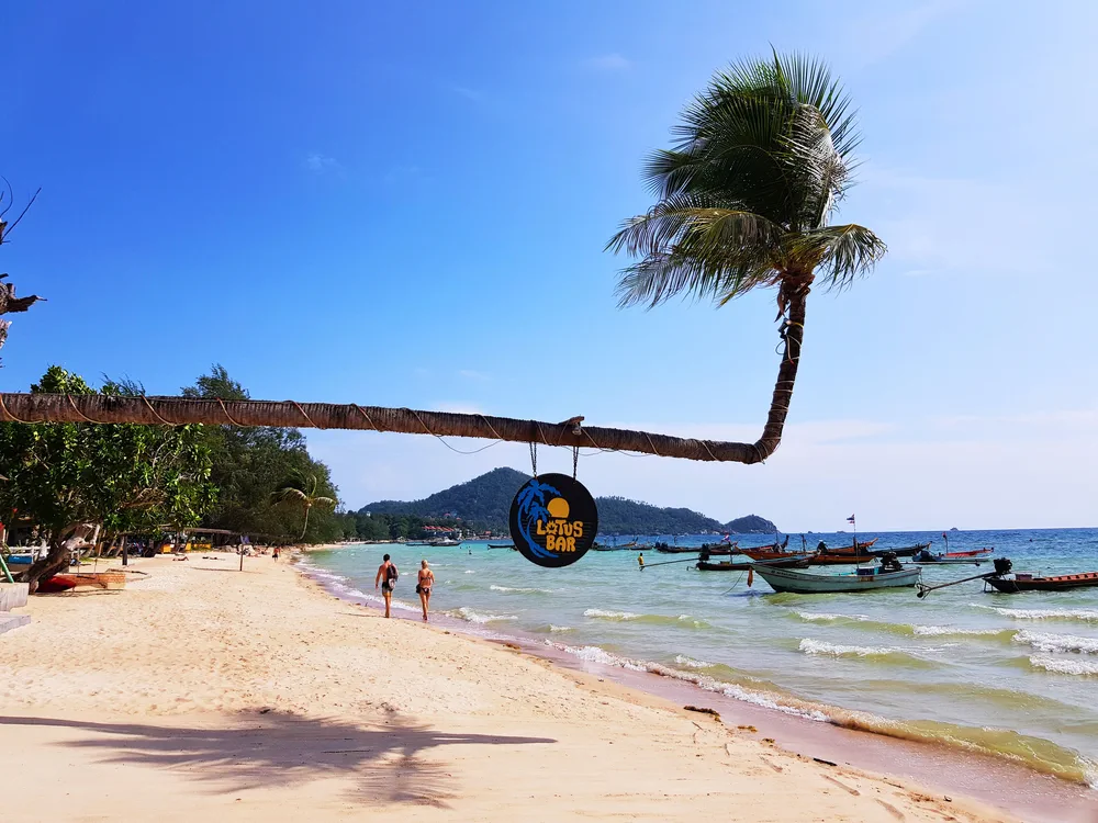 Sairee Beach Koh Tao Thailand with soft sand and family-friendly coastline