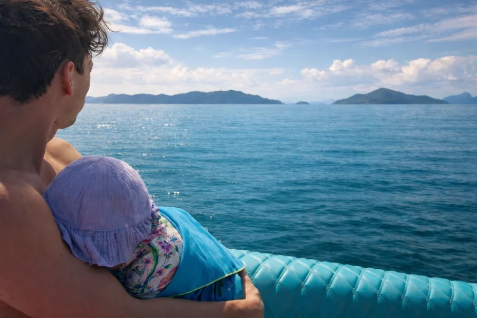 How to get around with kids in Thailand - 2026 Guide