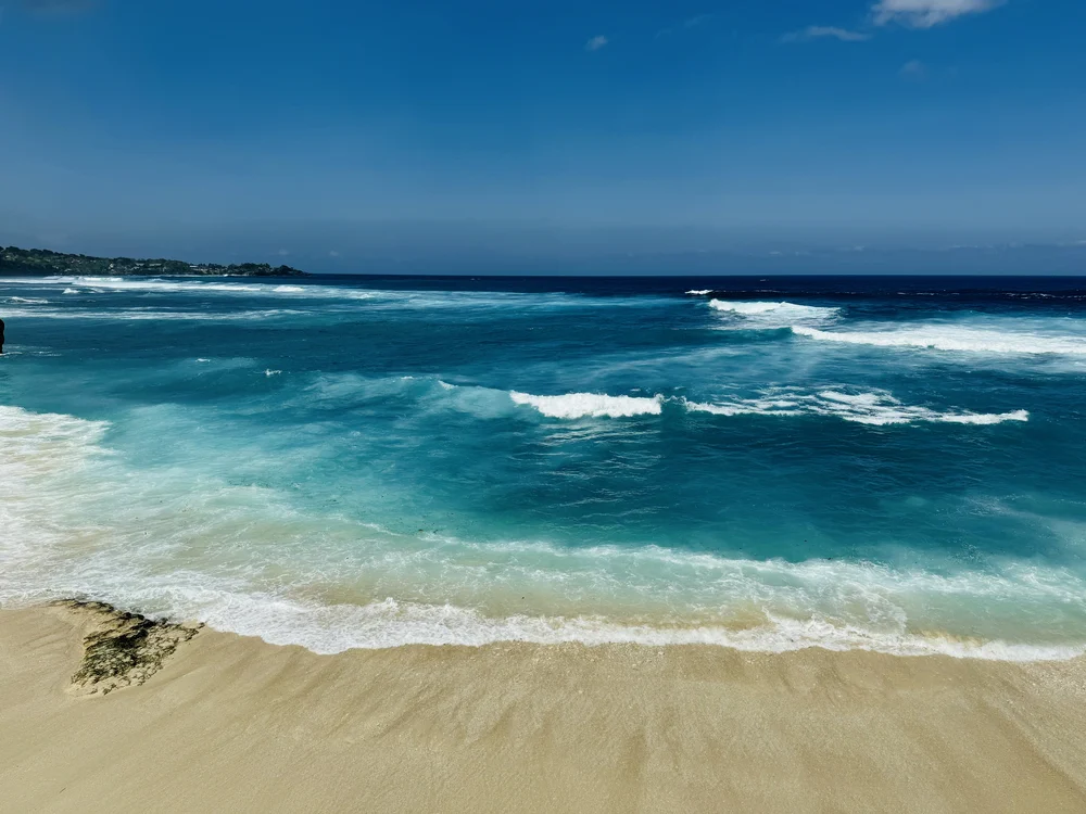 Dream Beach on Nusa Lembongan with turquoise water and white sand