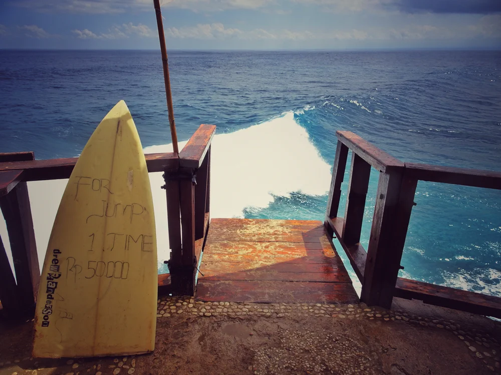 View over the coastline from a viewpoint on Nusa Ceningan